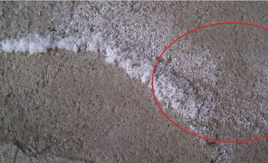 风化是一种钙盐或碱性盐，在砖石墙表面形成斑点状、粉状或结晶沉淀物