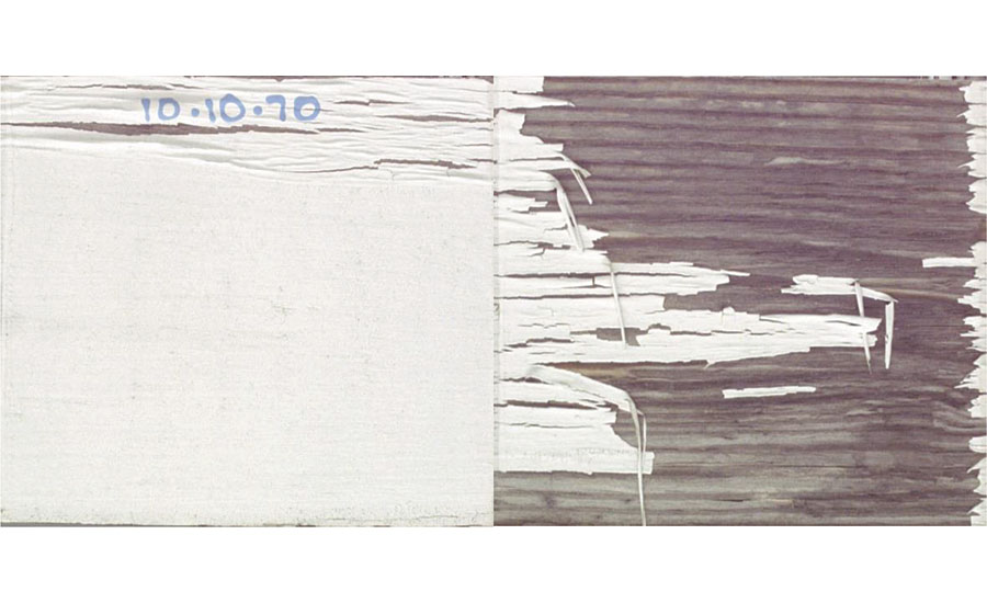 同样的面漆在风化三个月的黄松上暴露了58个月，(左)和(右)分别使用了底漆