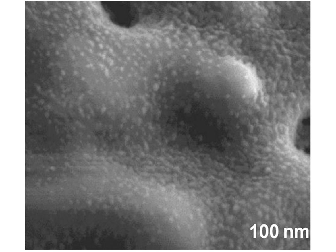 二氧化钛10-20纳米。